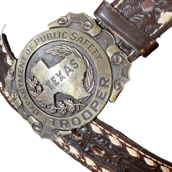 Tony Lama Other - Tony Lama leather belt with Texas commissioned State Trooper series. 🇨🇱 SZ 36